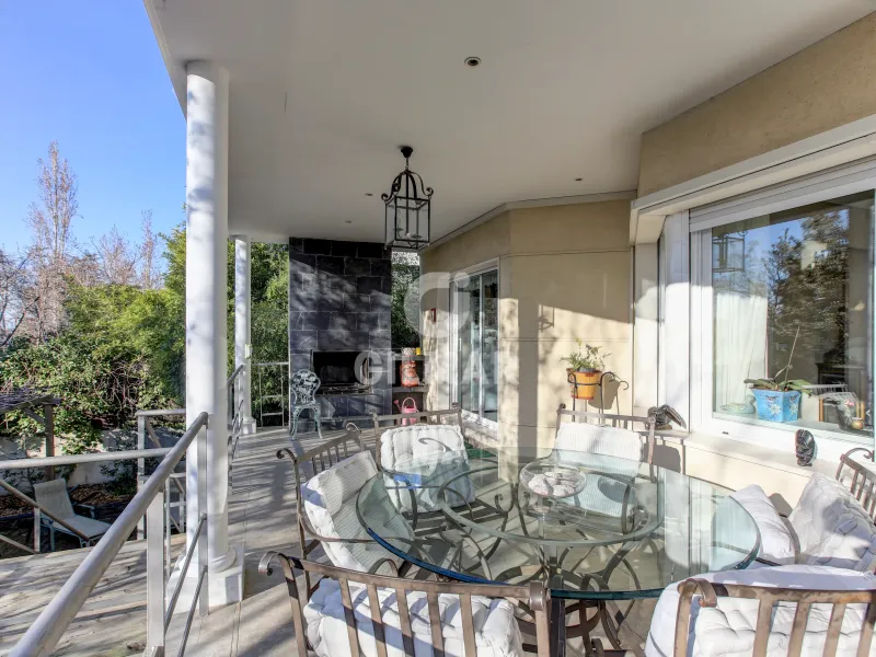 Villa in Mirasierra - Madrid
