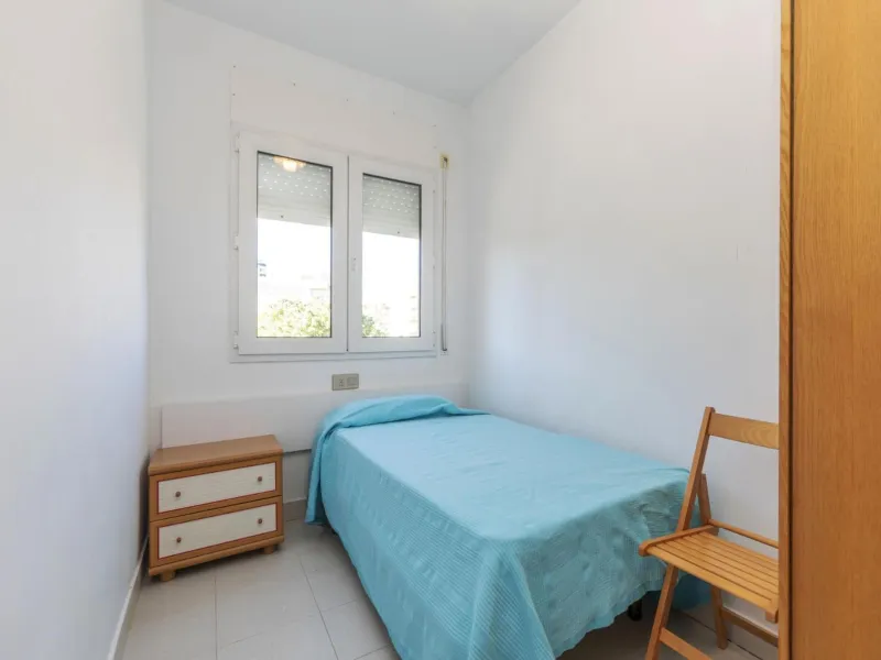 Adosado luminoso con terrazas, garaje y acceso directo a la piscina en Palamós, Costa Brava