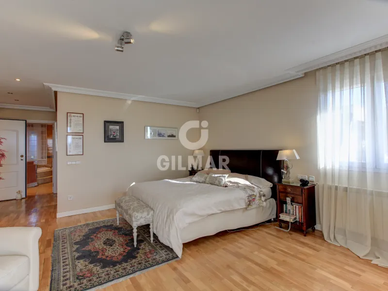 Villa in Mirasierra - Madrid