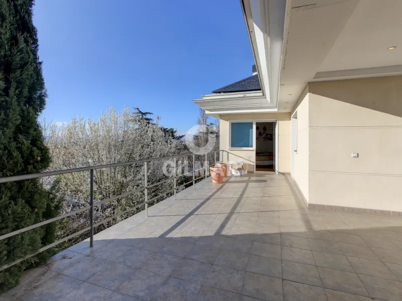 Villa in Mirasierra - Madrid