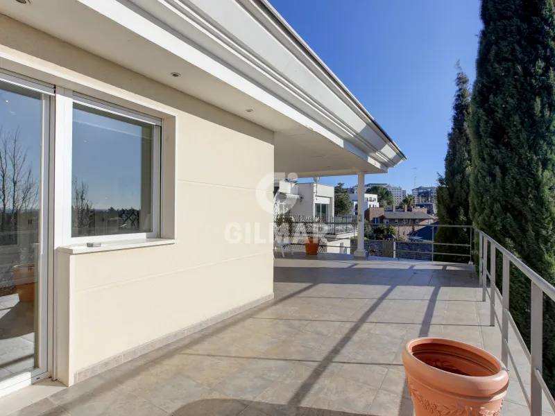 Villa in Mirasierra - Madrid