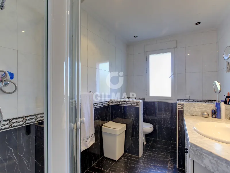 Villa in Mirasierra - Madrid