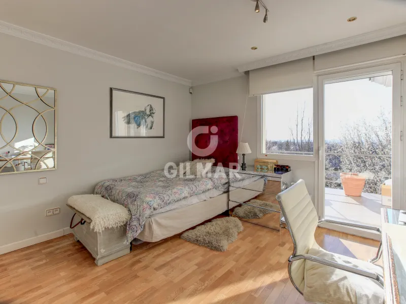 Villa in Mirasierra - Madrid