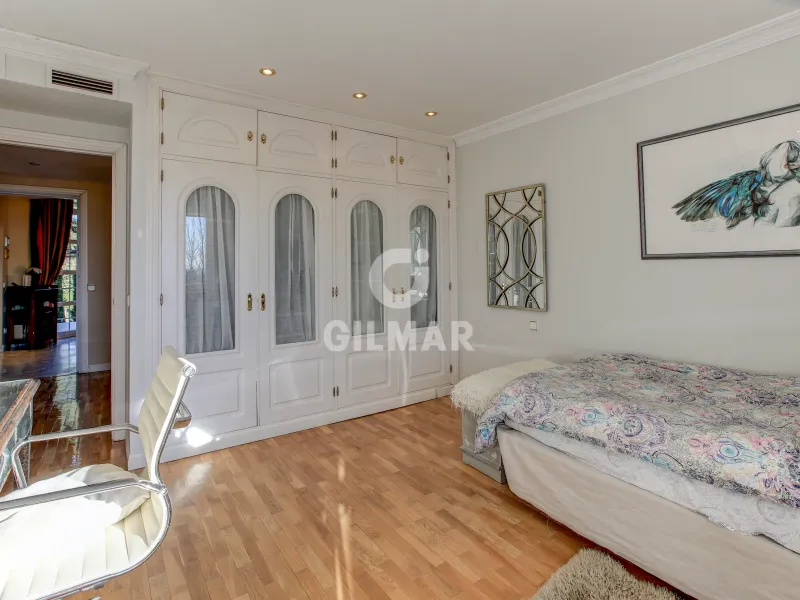 Villa in Mirasierra - Madrid