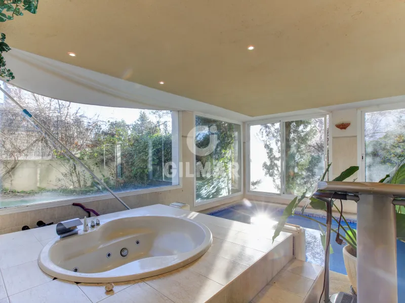 Villa in Mirasierra - Madrid
