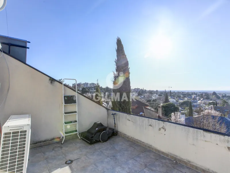 Villa in Mirasierra - Madrid