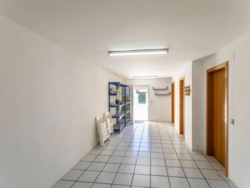 Adosado luminoso con terrazas, garaje y acceso directo a la piscina en Palamós, Costa Brava