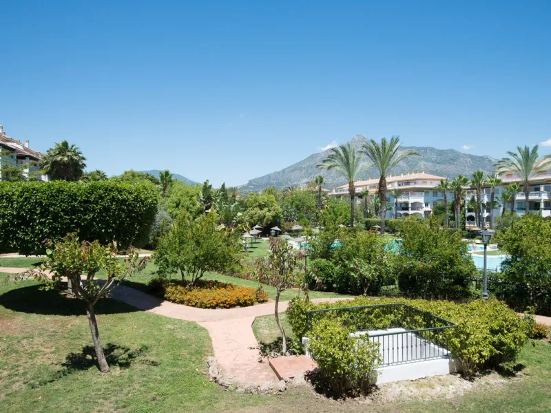 Middle Floor Apartment, Nueva Andalucía, Costa del Sol.