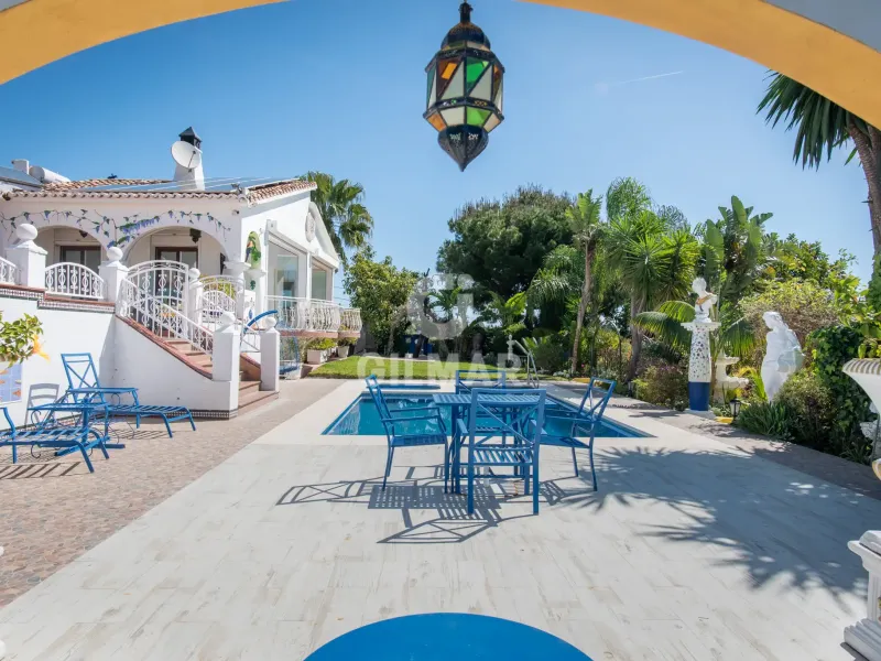 Villa in Estepona Este - Málaga