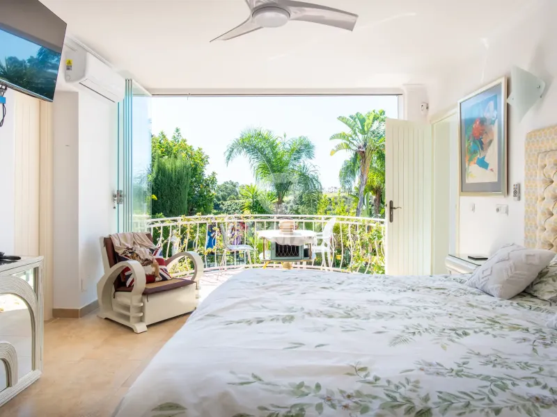 Villa in Estepona Este - Málaga