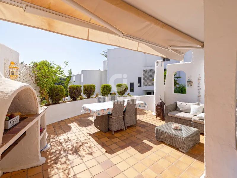 Duplex in Milla de Oro - Marb. Club - Málaga