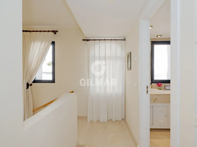Duplex in Milla de Oro - Marb. Club - Málaga