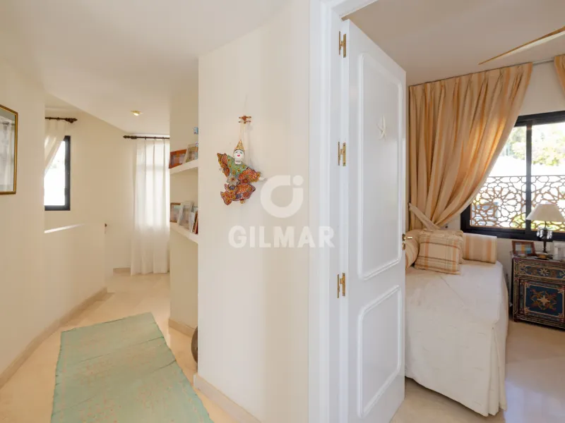 Duplex in Milla de Oro - Marb. Club - Málaga
