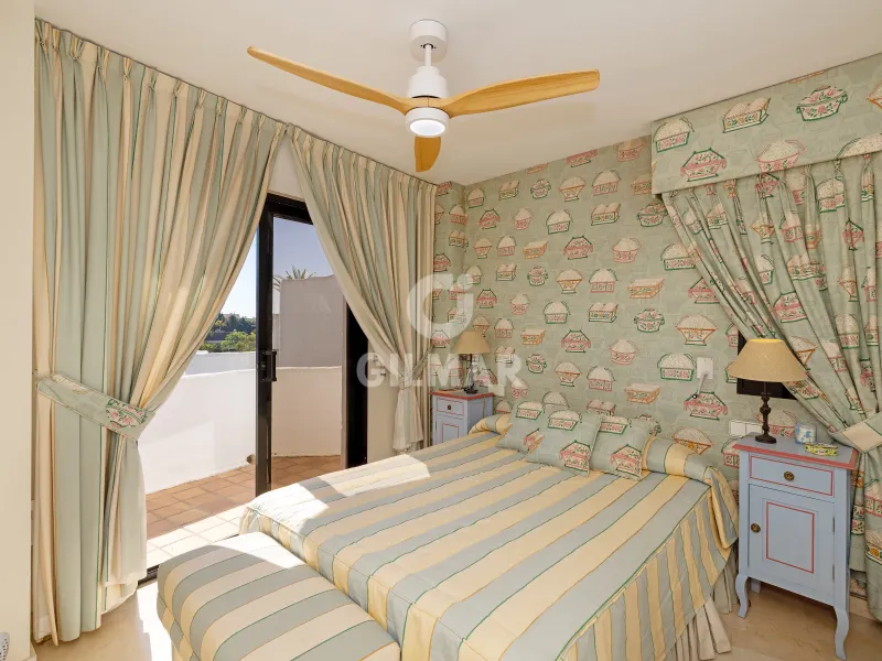 Duplex in Milla de Oro - Marb. Club - Málaga