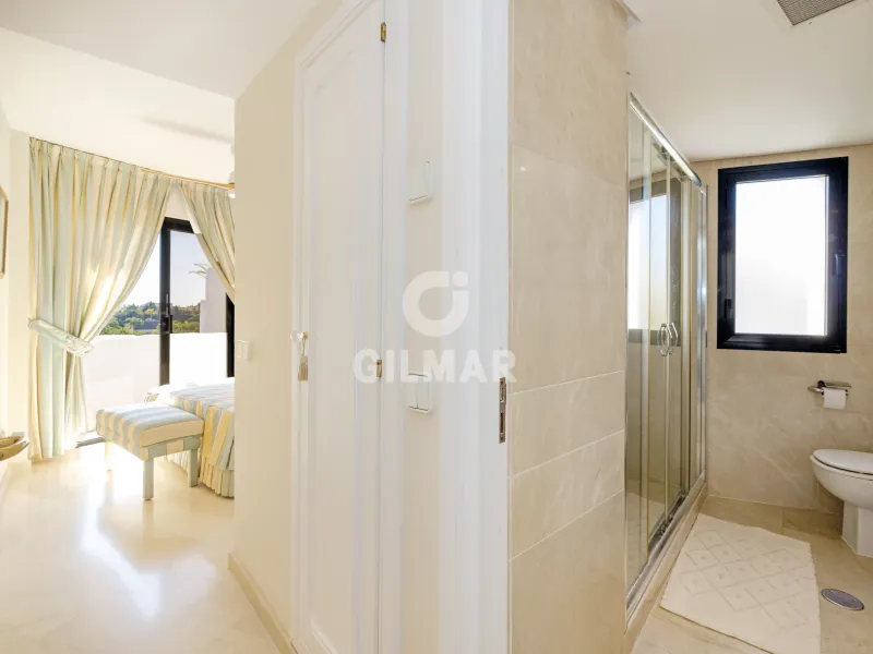 Duplex in Milla de Oro - Marb. Club - Málaga