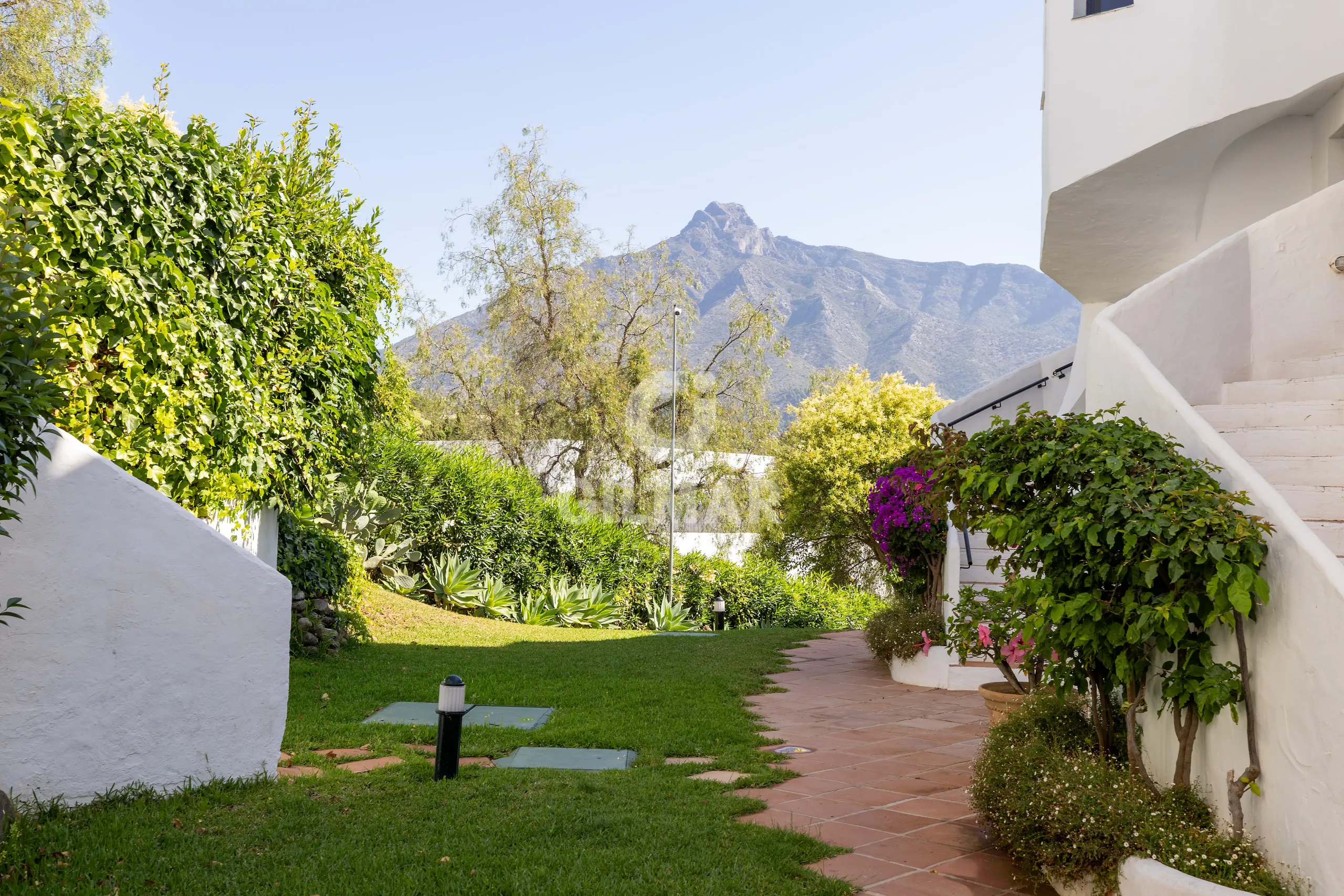 Duplex in Milla de Oro - Marb. Club - Málaga