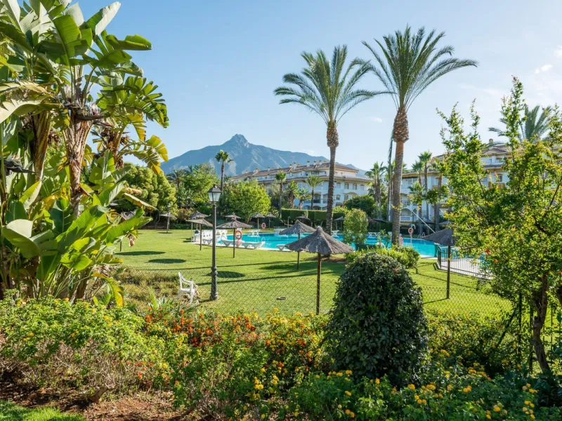 Middle Floor Apartment, Nueva Andalucía, Costa del Sol.