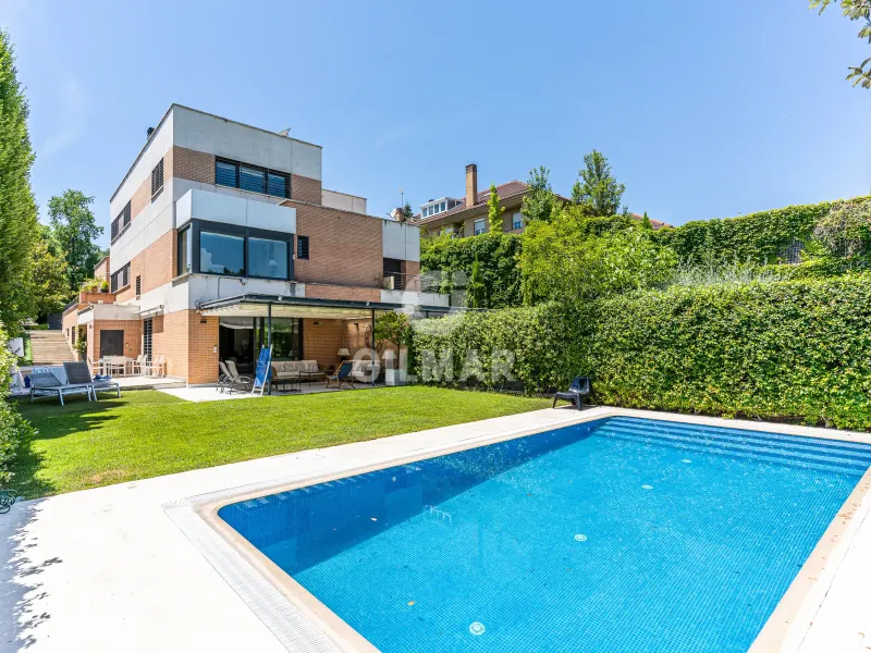 Semi-detached house in Aravaca - Madrid