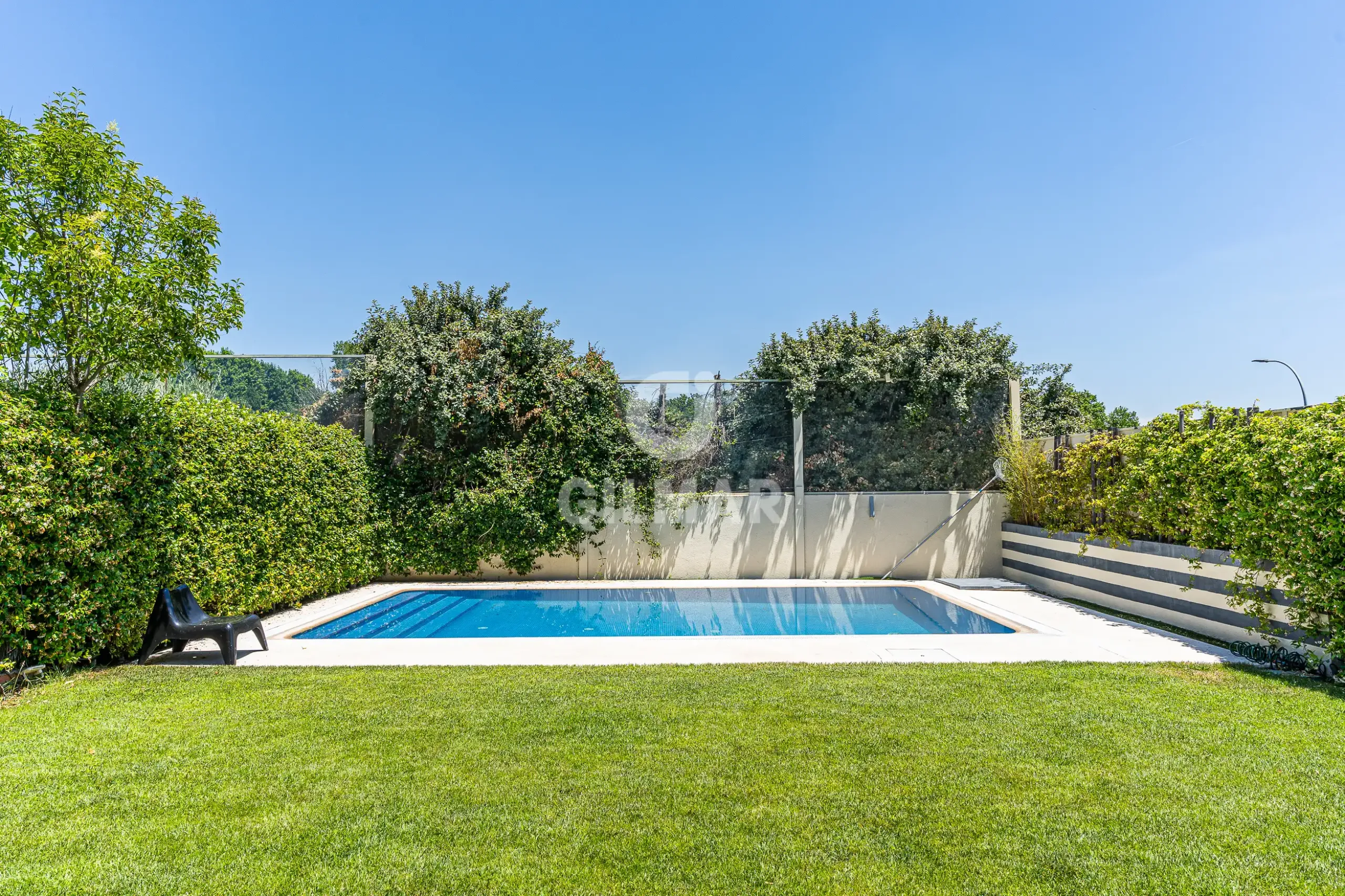 Semi-detached house in Aravaca - Madrid