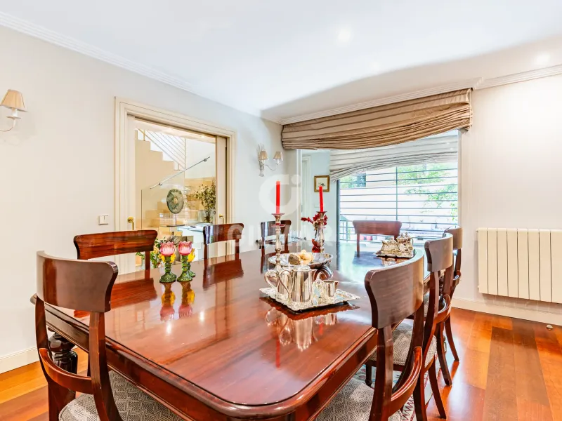 Semi-detached house in Aravaca - Madrid