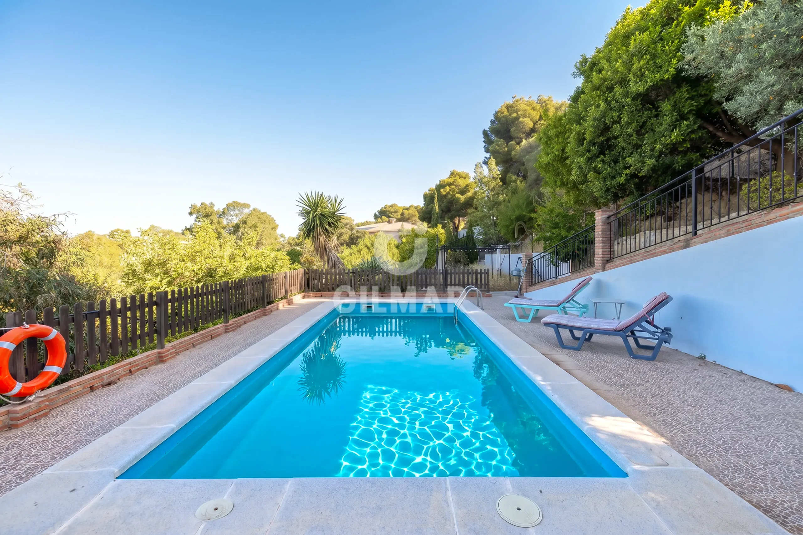 Villa in Colmenar (Málaga) - Málaga