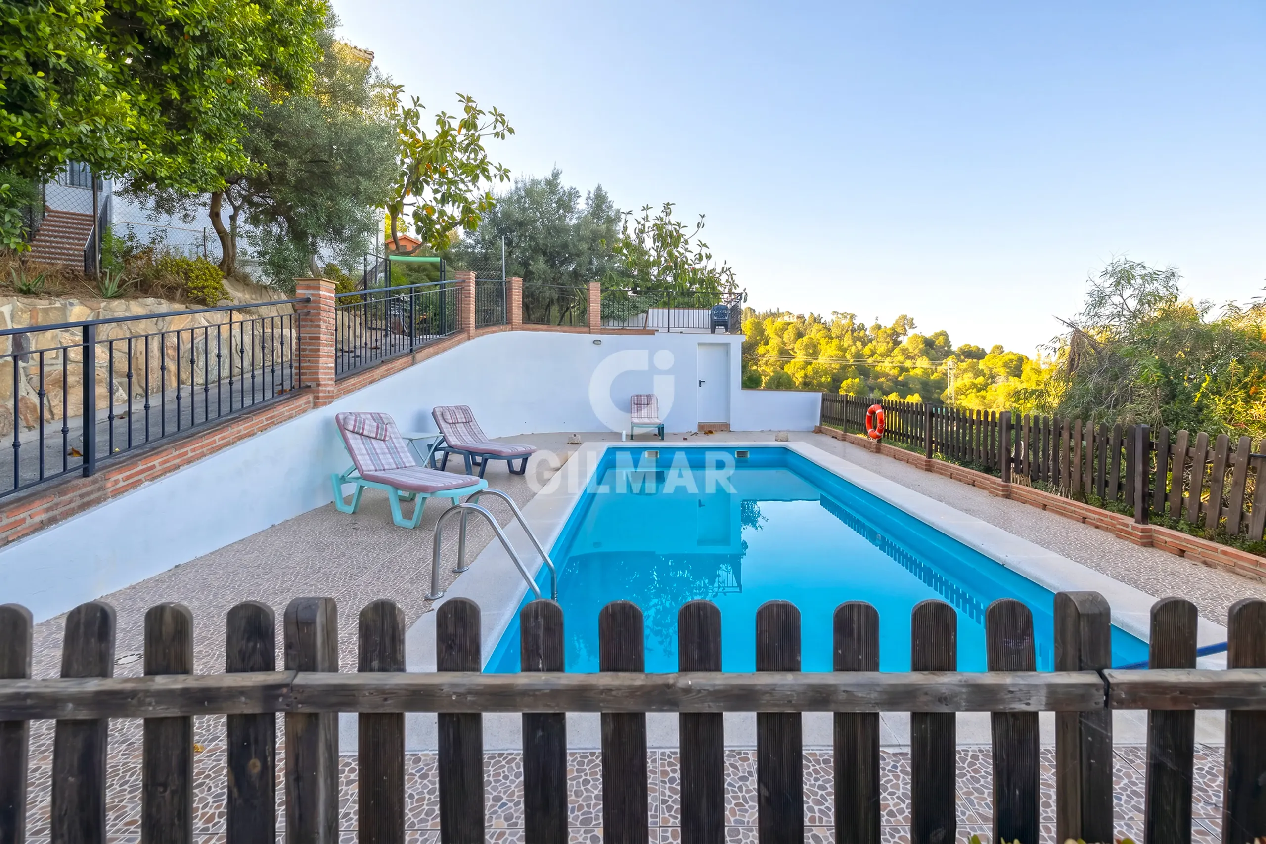 Villa in Colmenar (Málaga) - Málaga