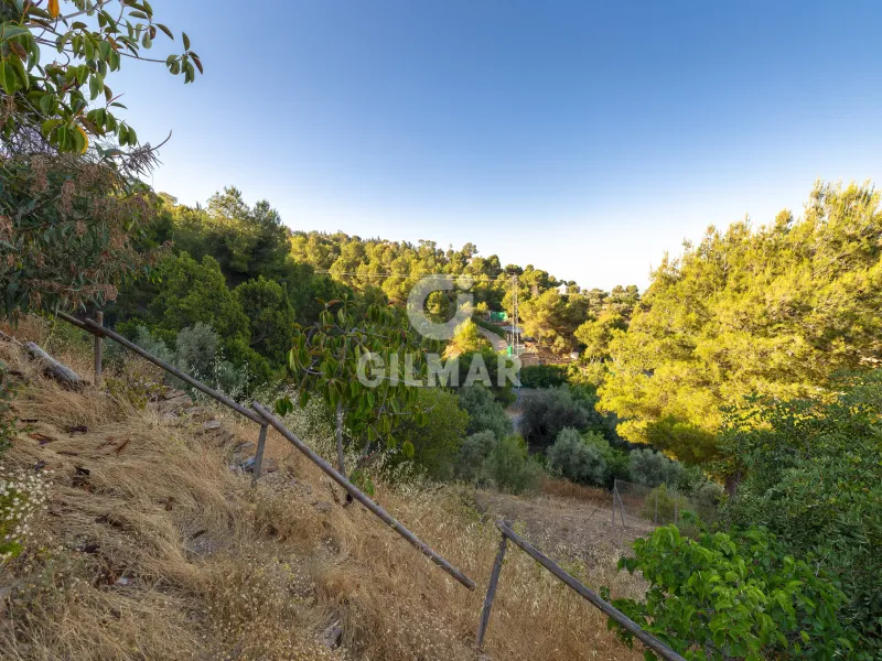 Villa in Colmenar (Málaga) - Málaga