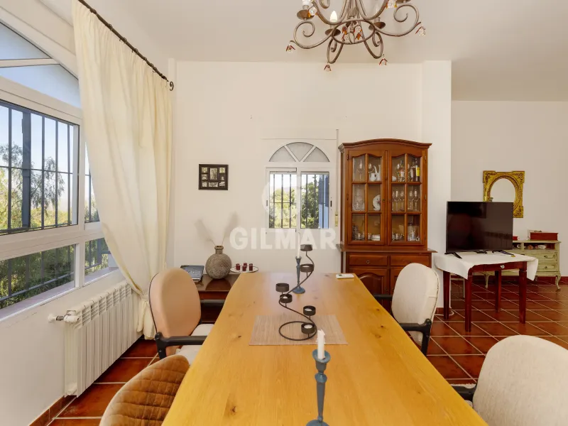 Villa in Colmenar (Málaga) - Málaga
