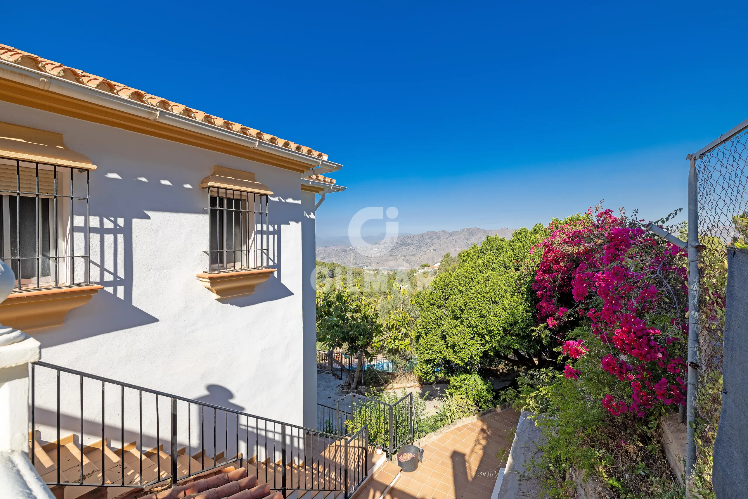 Villa in Colmenar (Málaga) - Málaga