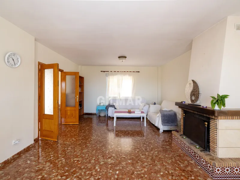 Villa in Colmenar (Málaga) - Málaga