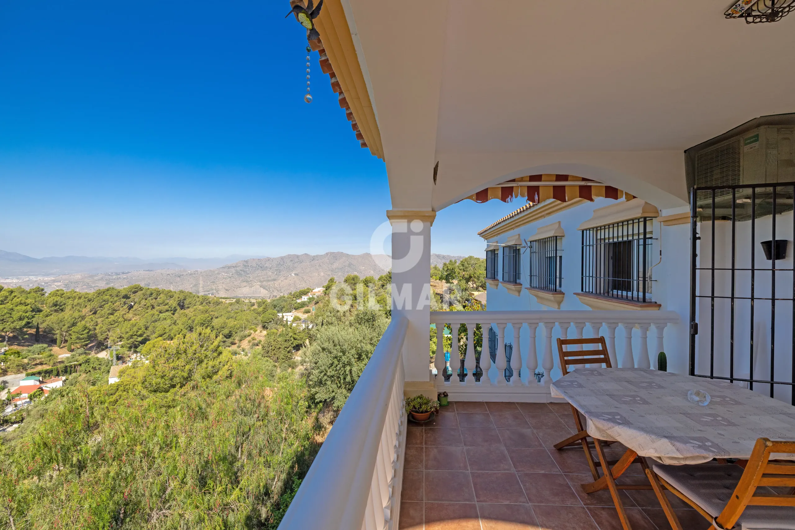 Villa in Colmenar (Málaga) - Málaga