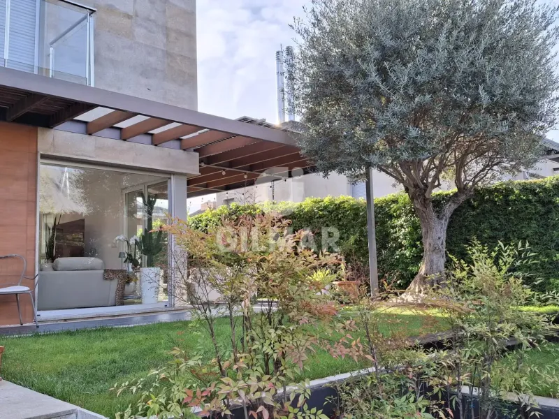 Semi-detached house in Las Rozas - Madrid