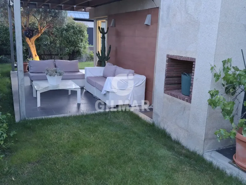 Semi-detached house in Las Rozas - Madrid