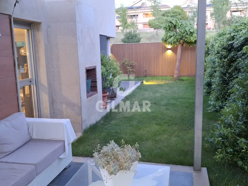 Semi-detached house in Las Rozas - Madrid