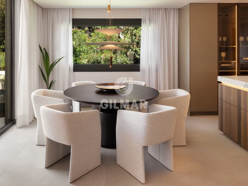 Duplex penthouse in Milla de Oro - Marb. Club - Málaga
