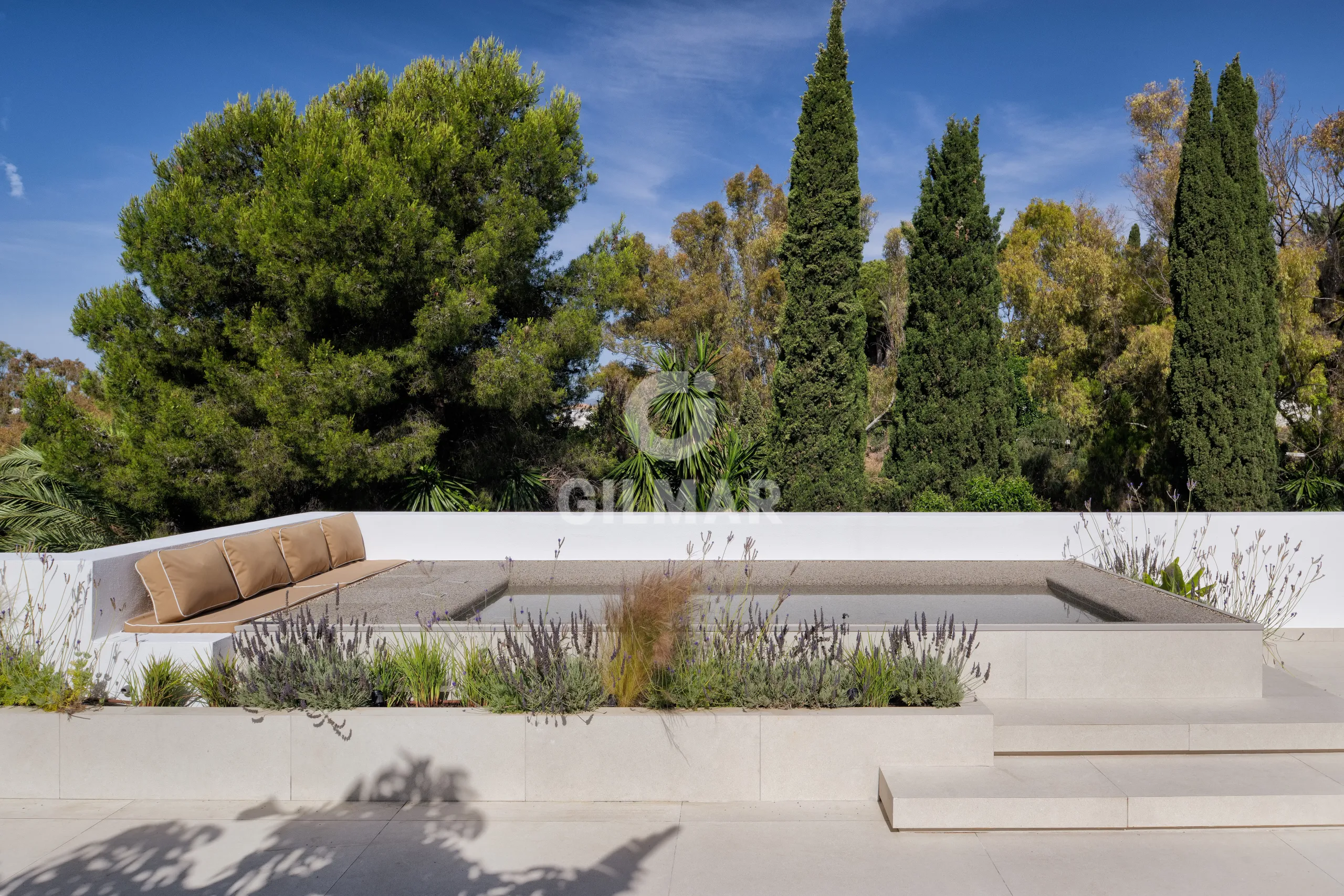 Duplex penthouse in Milla de Oro - Marb. Club - Málaga