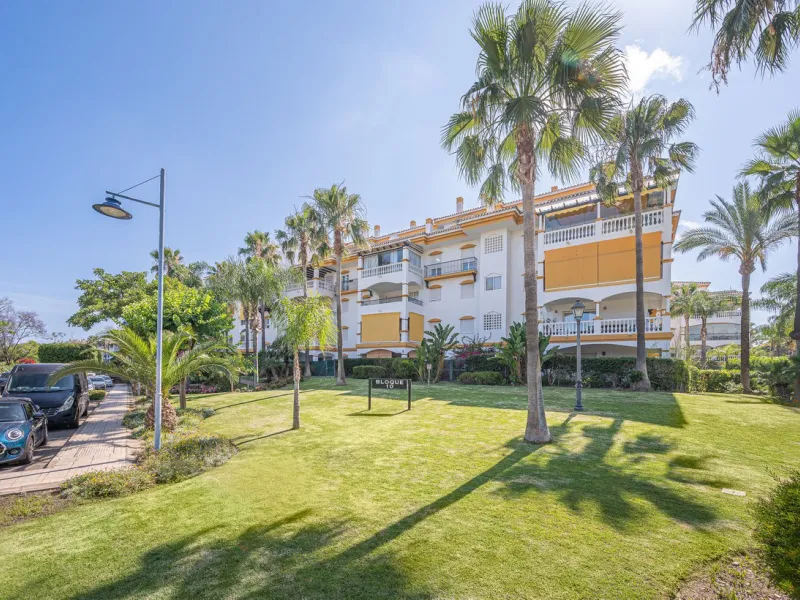 Middle Floor Apartment, Nueva Andalucía, Costa del Sol.