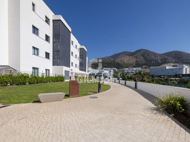 Piso en Fuengirola - Málaga