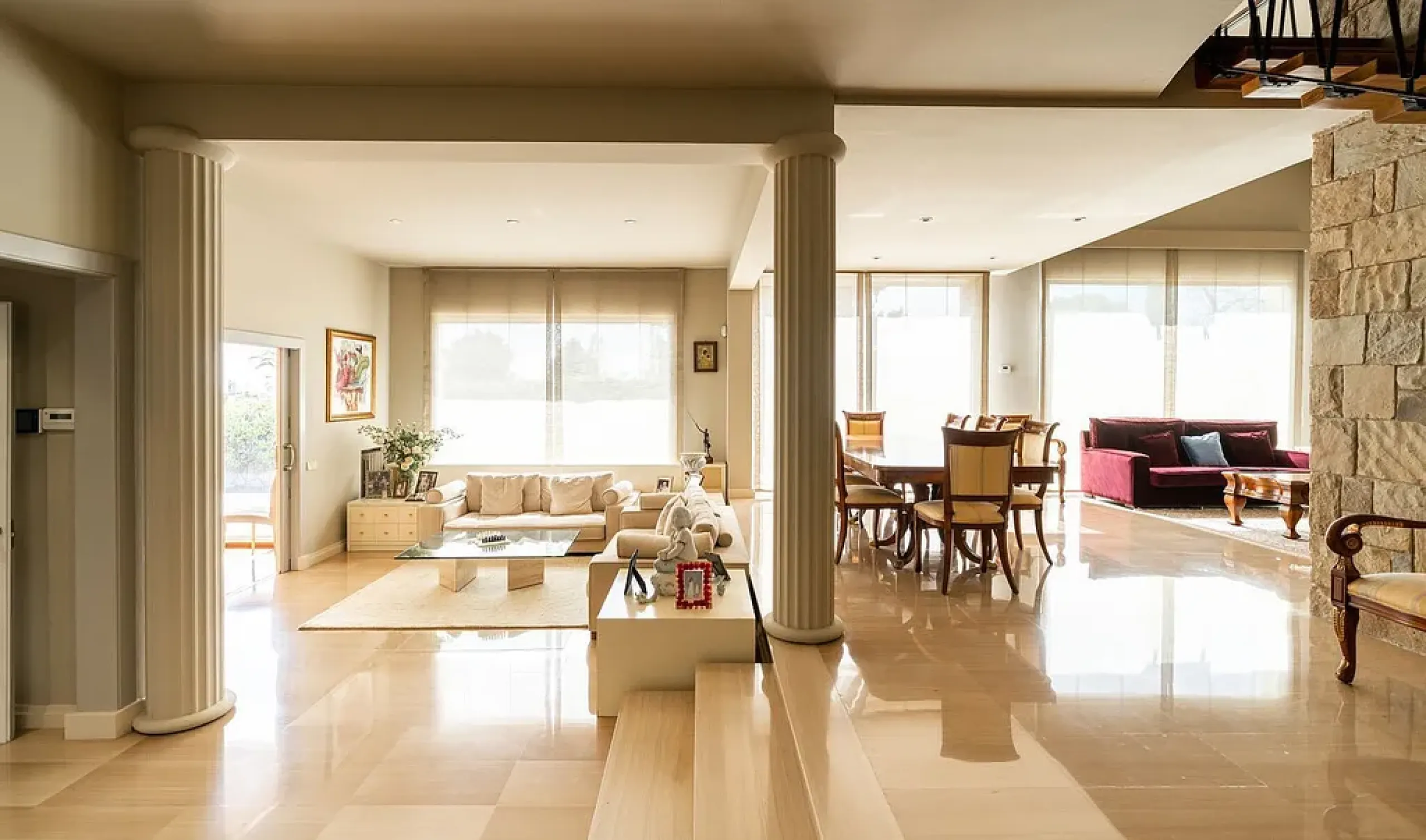 Villa exclusiva con jardín, piscina y vistas al mar en Pedralbes, Barcelona