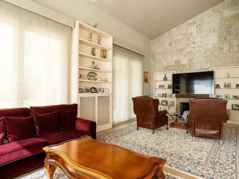Villa exclusiva con jardín, piscina y vistas al mar en Pedralbes, Barcelona