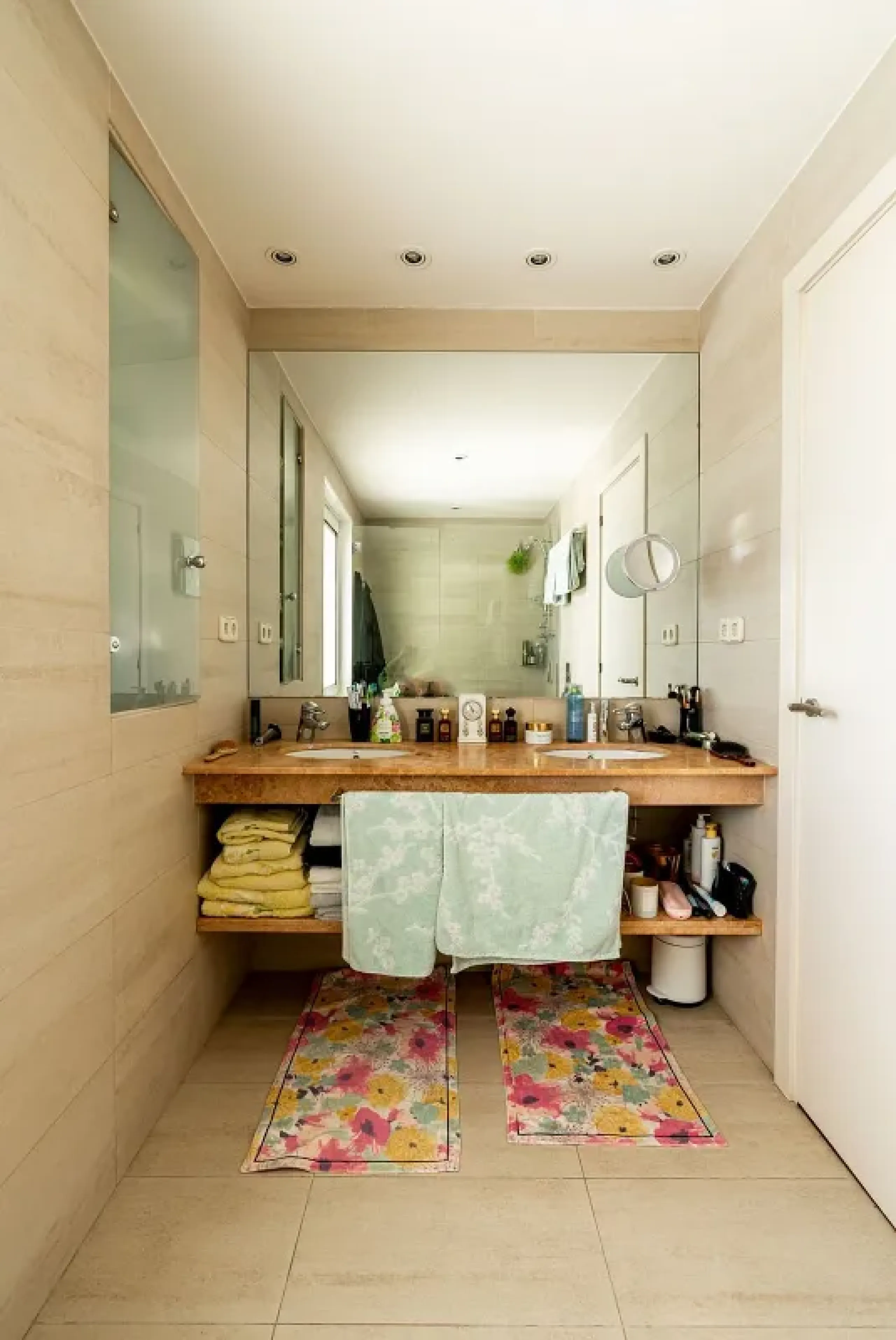 Villa exclusiva con jardín, piscina y vistas al mar en Pedralbes, Barcelona