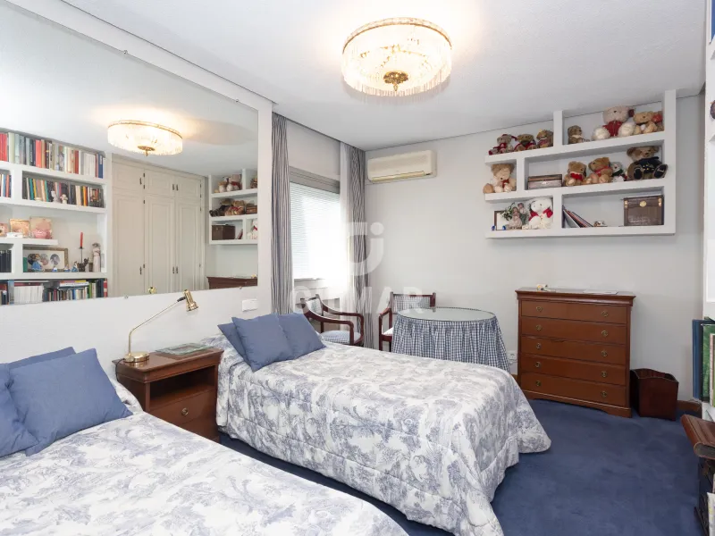 Apartment in Castellana-Orense - Madrid