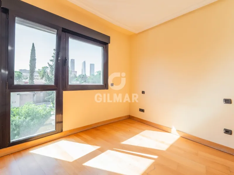 Piso en Nueva España - Madrid