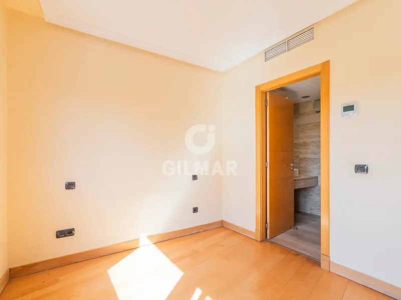 Piso en Nueva España - Madrid
