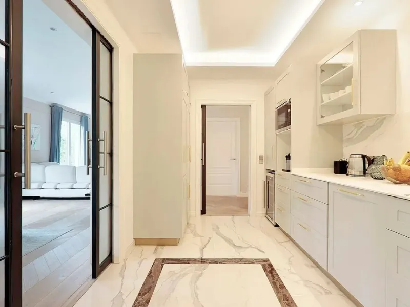 Amplio apartamento renovado en Avinguda Diagonal, junto a Turó Parc, Barcelona