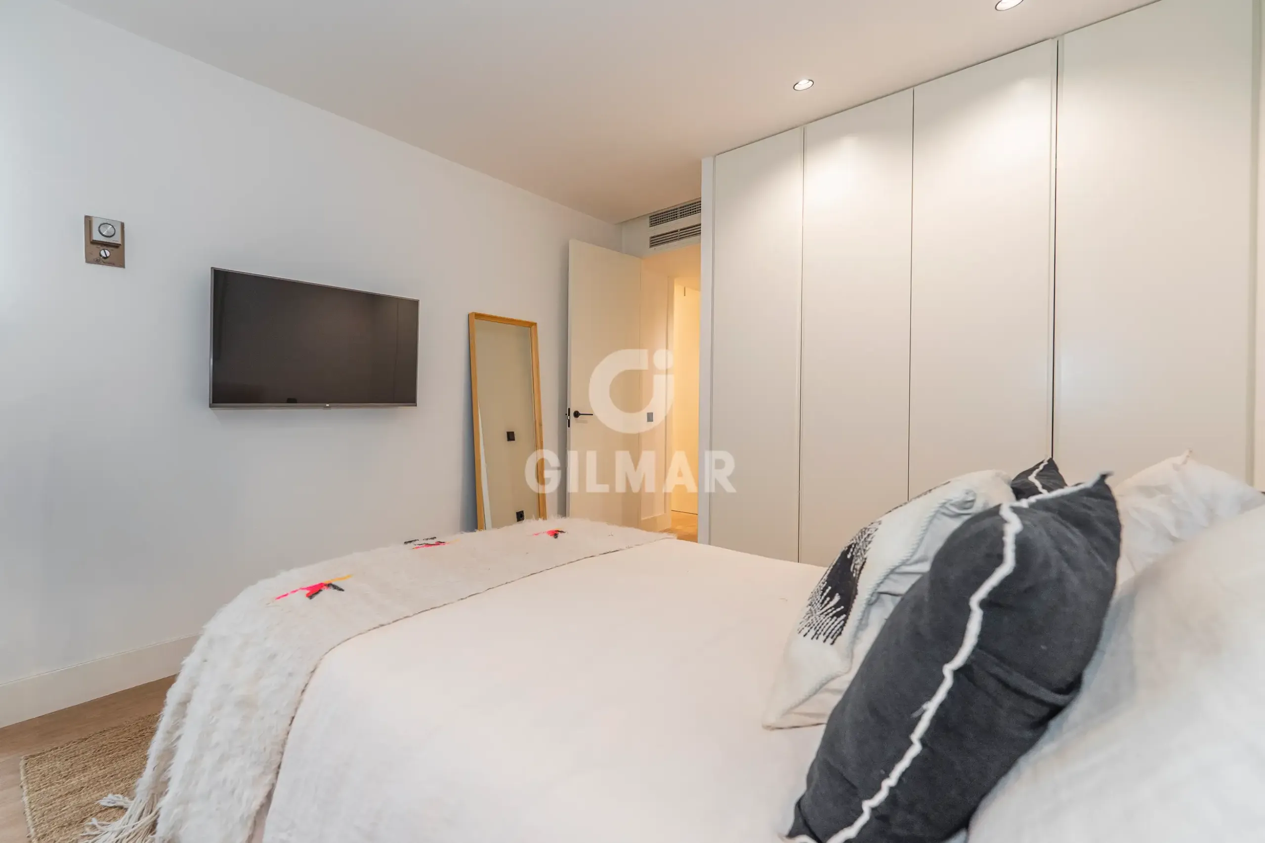 Apartment in Nueva España - Madrid