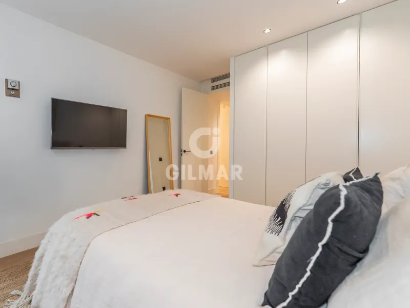 Apartment in Nueva España - Madrid