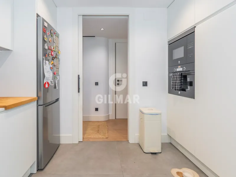 Apartment in Nueva España - Madrid