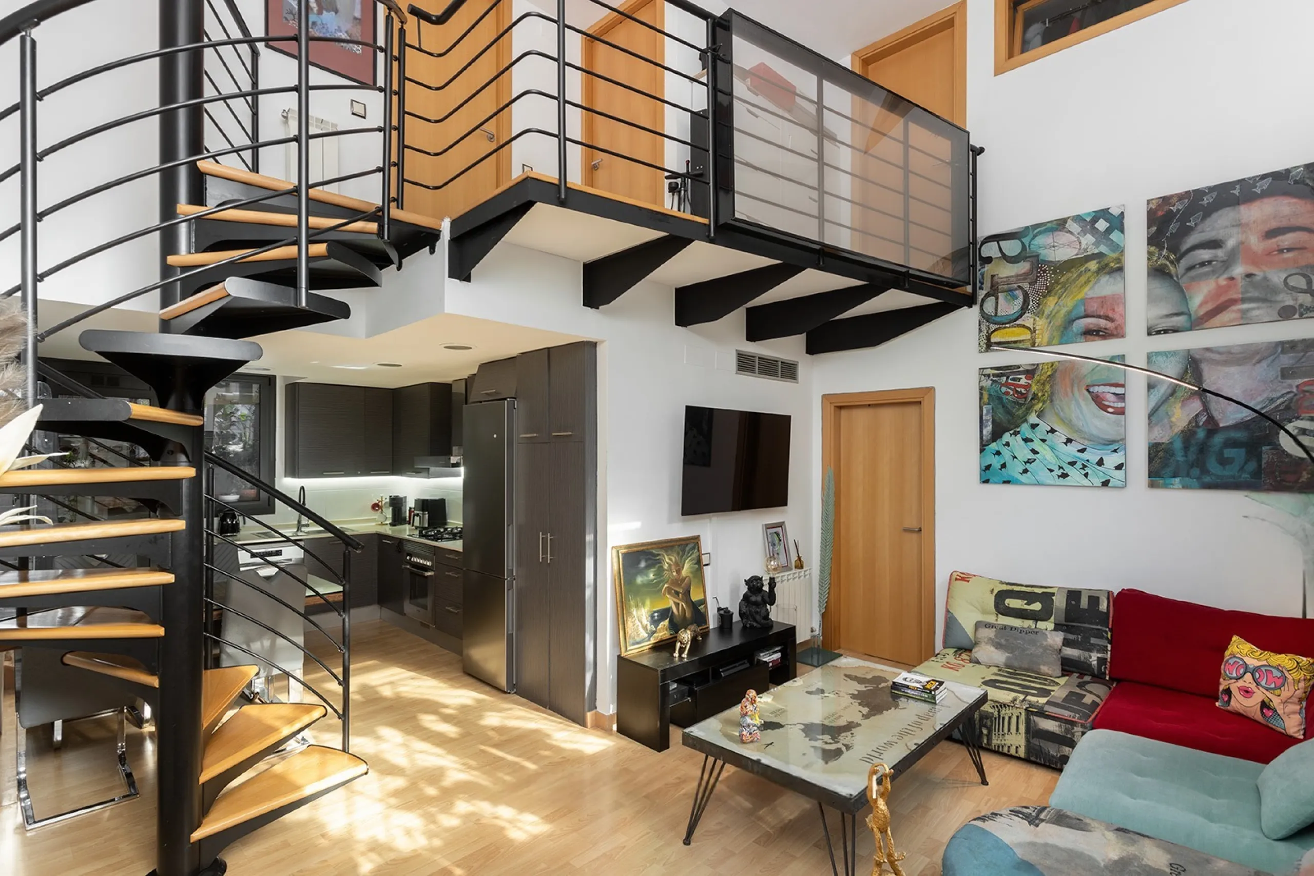 Stylish Bright Duplex with a Terrace in Quiet Les Corts, Barcelona 