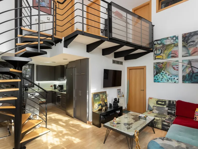 Stylish Bright Duplex with a Terrace in Quiet Les Corts, Barcelona 